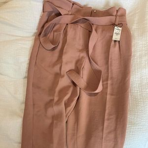 Express size 8 soft blush pink pants